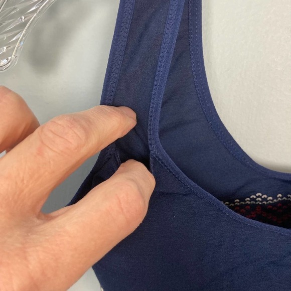 Lucky Brand Seamless Comfort Bra Size M Lightly Padded Sports Bra Navy Red White - Picture 10 of 10